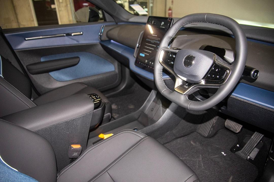 2024 MY25 Volvo EX30  Twin Motor Performance Ultra SUV Image 6