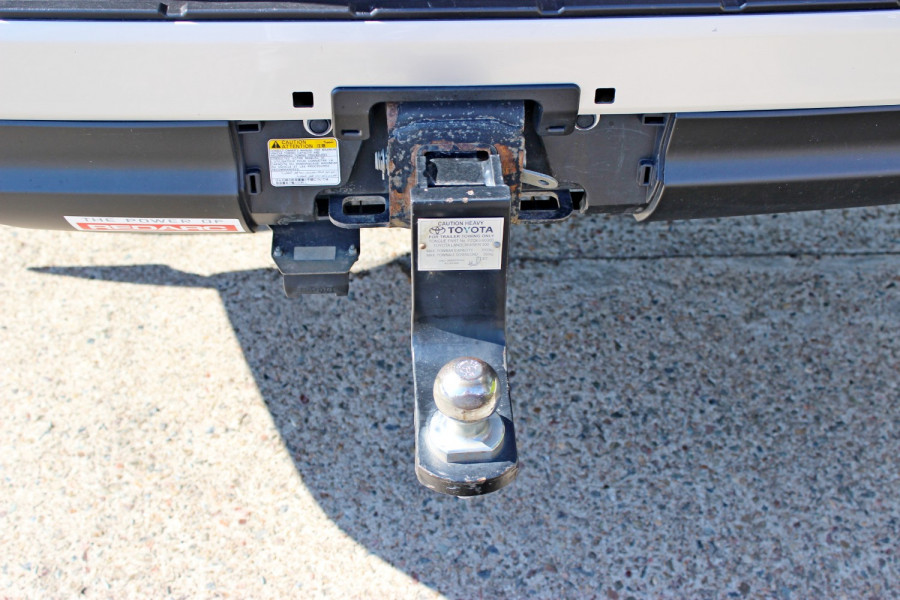 2023 Toyota LandCruiser FJA300R GX SUV Image 7
