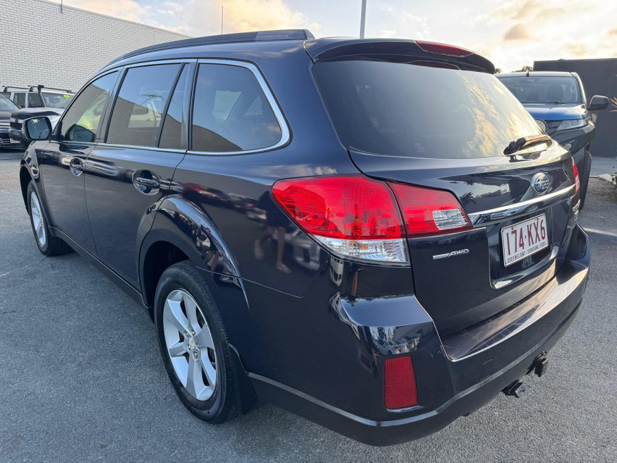 2013 Subaru Outback 4GEN 2.0D SUV Image 9