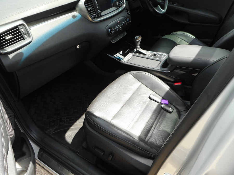 2017 Kia Sorento UM Platinum Suv Image 12