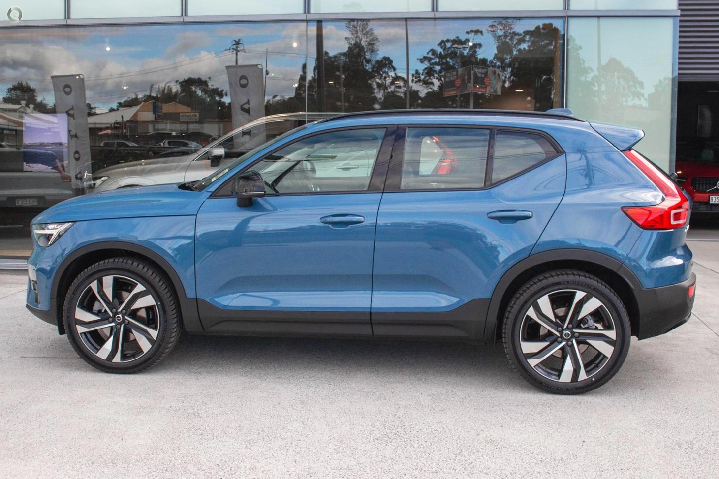 New 2022 Volvo XC40 Ultimate B5 Dark #V984690 Fortitude Valley, QLD