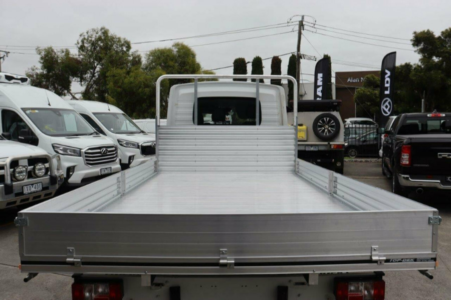 2023 LDV Deliver 9   Truck Image 13