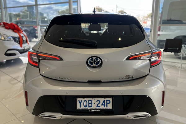 2020 Toyota Corolla ZWE211R ZR Hybrid Hatch Image 21