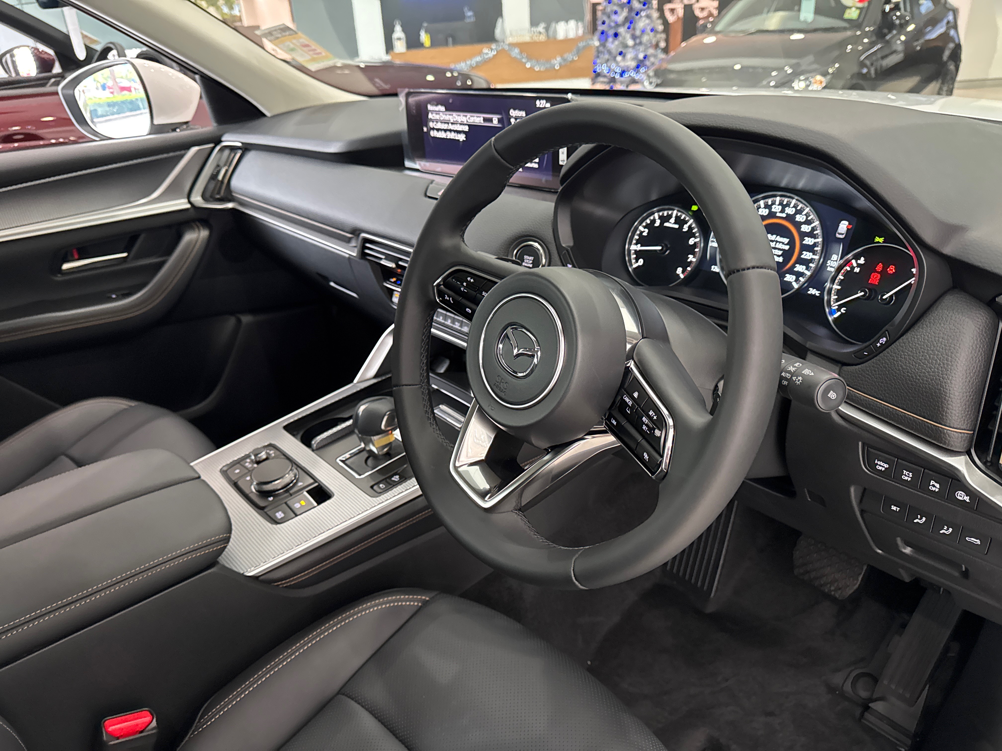 2024 Mazda CX-80 KL G40e Touring SUV Image 10