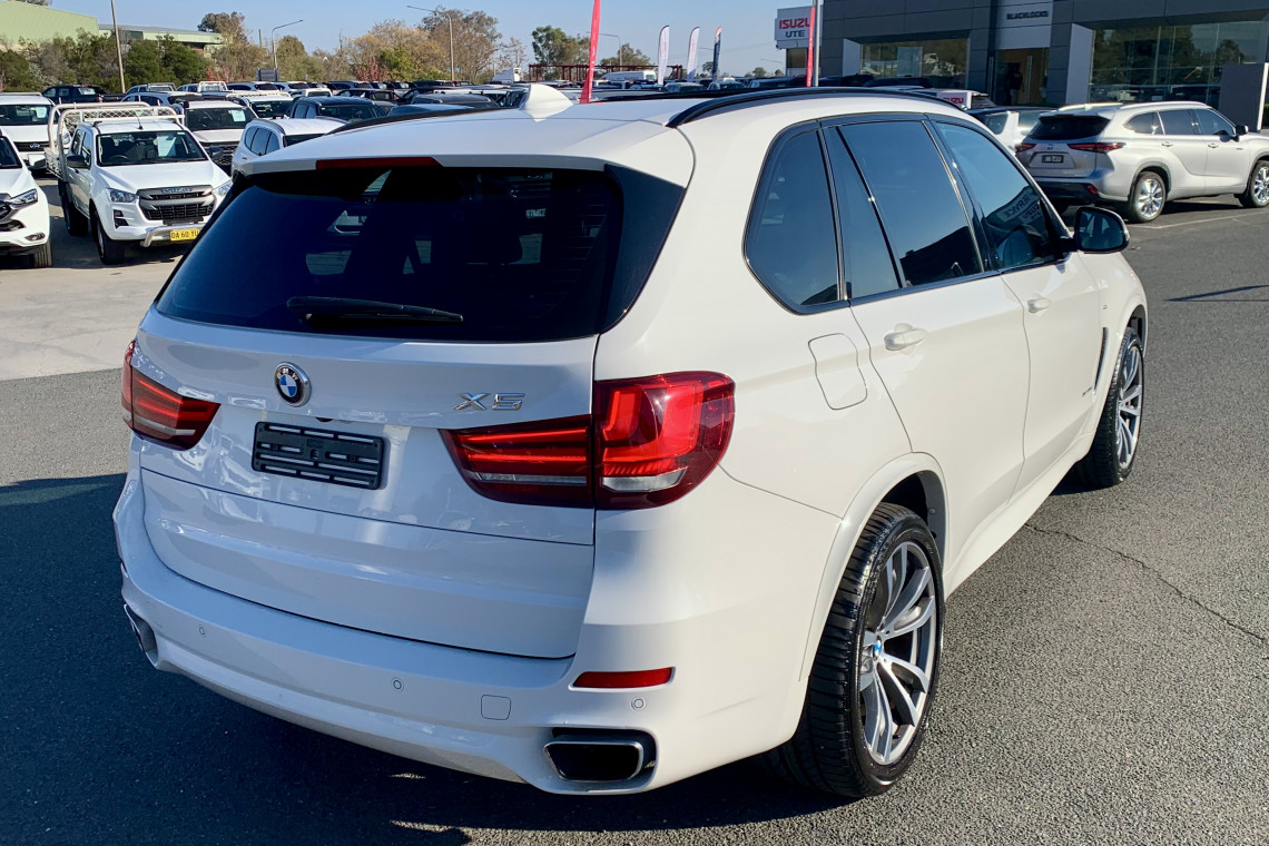 2018 BMW X5 F15 xDrive30d SUV Image 10