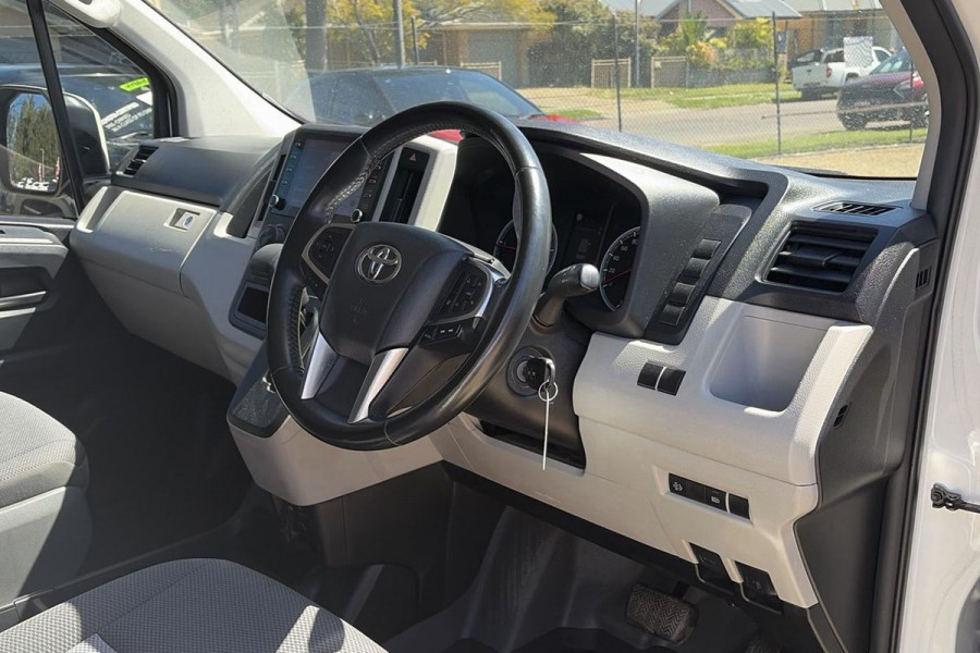 2020 Toyota HiAce GDH300R  Van Image 13