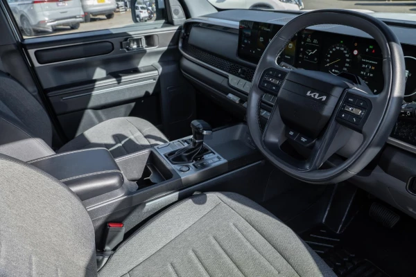 2025 MY26 Kia Tasman TK S Cab Chassis Image 7