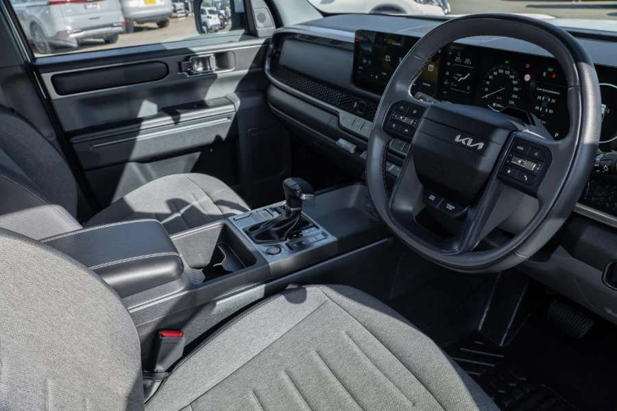 2025 MY26 Kia Tasman TK S Cab Chassis Image 7