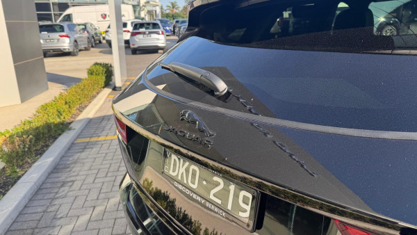 2024 MY24.75 Jaguar E-PACE X540 R-Dynamic SE SUV image 9