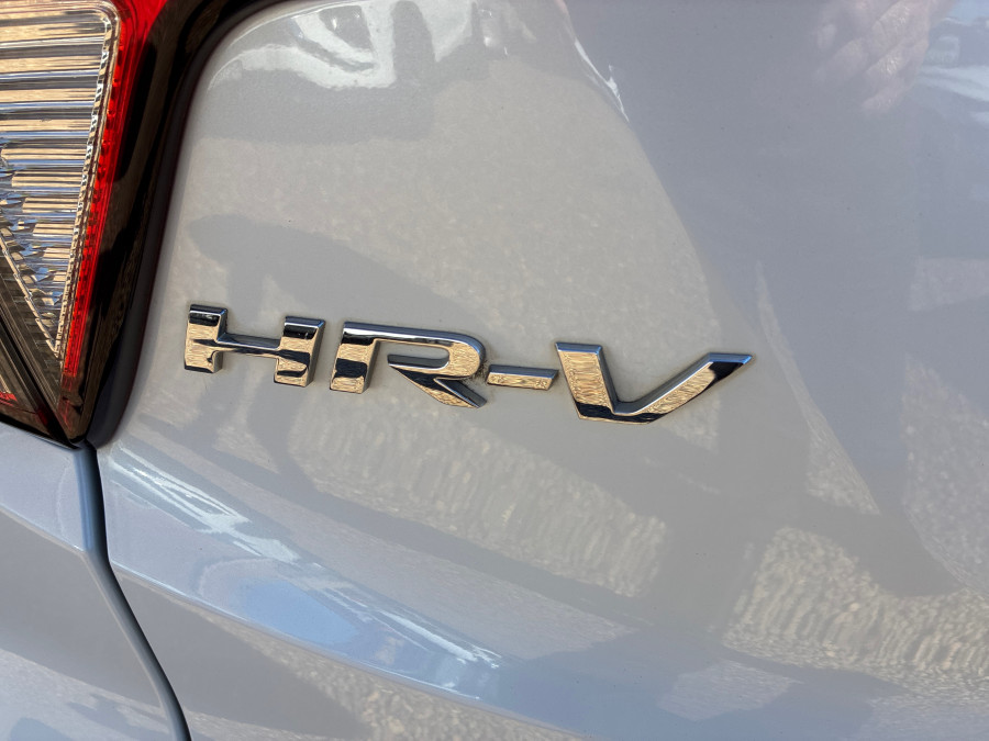 2020 MY21 Honda HR-V  VTi SUV Image 10
