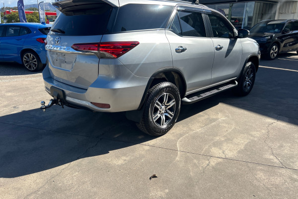 2023 Toyota Fortuner GUN156R GXL SUV Image 5