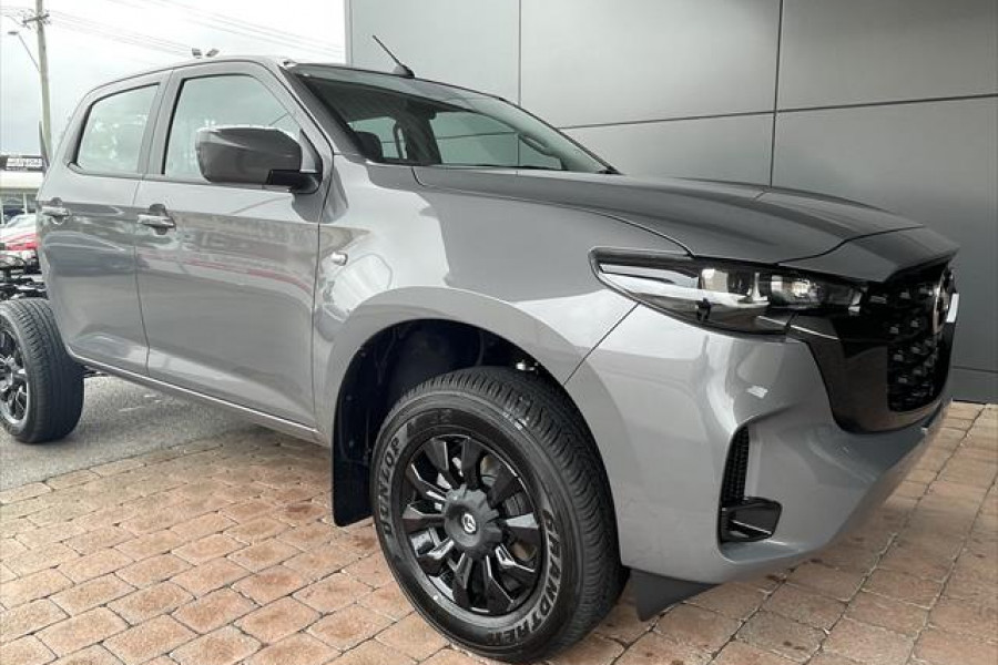 2025 Mazda BT-50  XT Cab Chassis Image 14