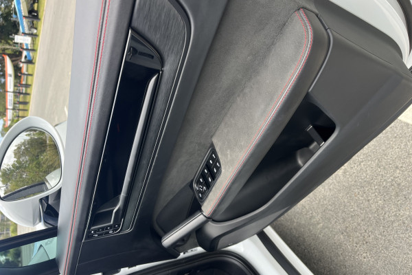 2024 Porsche Cayenne 9YA II GTS SUV Image 45