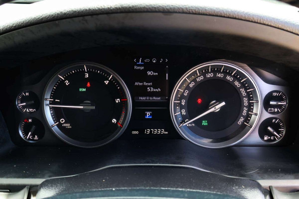 2020 Toyota LandCruiser VDJ200R VX SUV Image 13