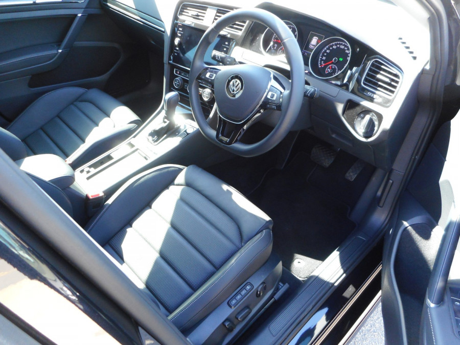 2019 MY19.5 Volkswagen Golf Hatchback Image 11