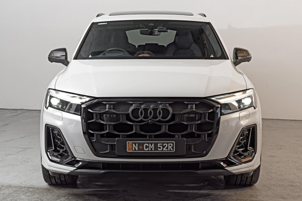 2024 Audi SQ7 4M TFSI SUV image 4