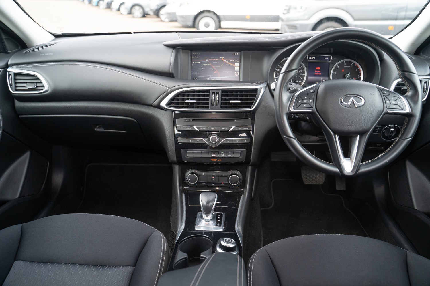2017 Infiniti Q30 H15 GT SUV Image 7