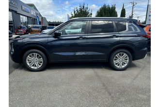 2024 Mitsubishi Outlander ZM LS SUV