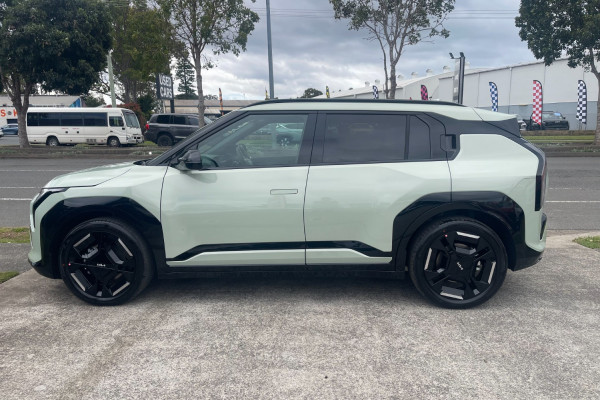 2026 MY27 Kia EV3 SV GT-Line SUV Image 8