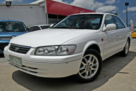 Toyota Camry Azura MCV20R