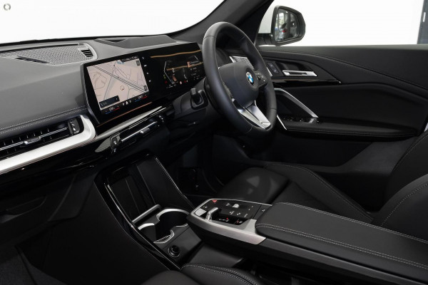 2026 BMW X1 U11 sDrive18i SUV image 8