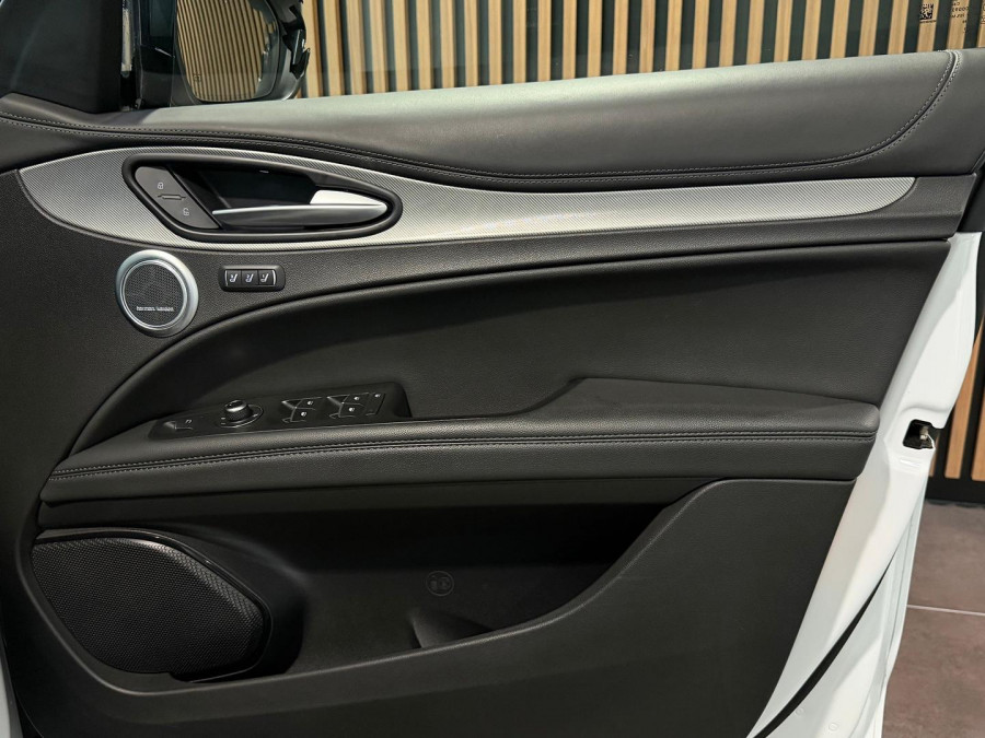 2023 Alfa Romeo Stelvio Series 5 Veloce SUV Image 11
