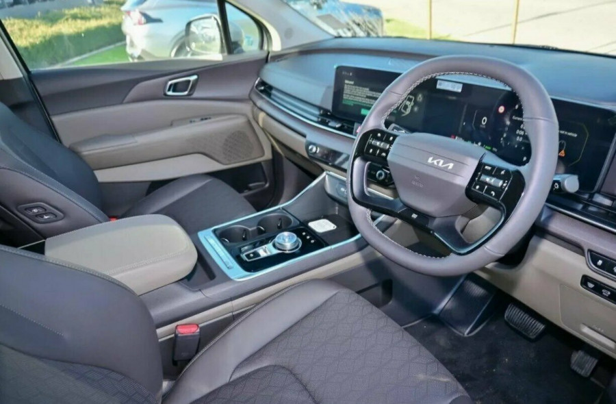 2026 MY27 Kia Carnival KA4 PE Sport+ HEV People Mover Image 5