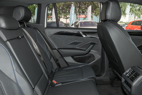 2026 Volkswagen Tiguan CT 195TSI R-Line SUV Image 9