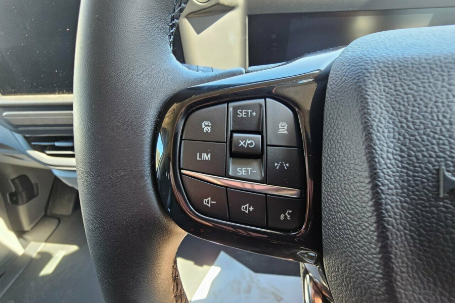 2023 MY23.75 Ford Transit Custom AV Trend SWB Van Image 25