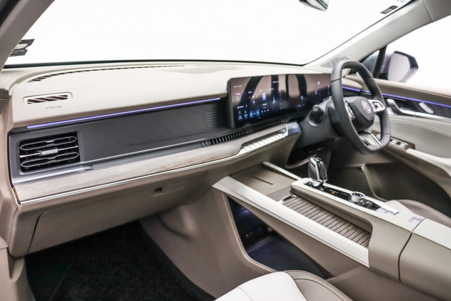 2026 MG QS Essence SUV Image 14