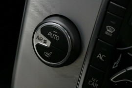 2018 Volvo V40 M Series D4 Inscription Hatchback