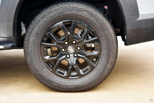 2026 MY25 LDV D90 SV9A Executive SUV Image 15