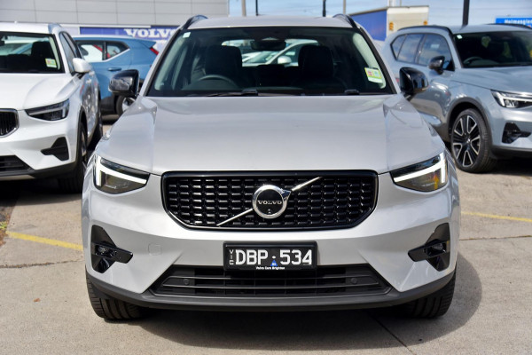 2023 MY24 Volvo XC40 XZ Ultimate B4 Dark SUV Image 5