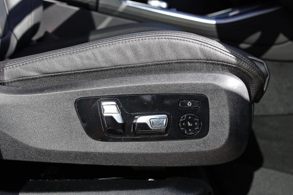 2025 BMW X5 G05 LCI xDrive30d M Sport SUV image 11