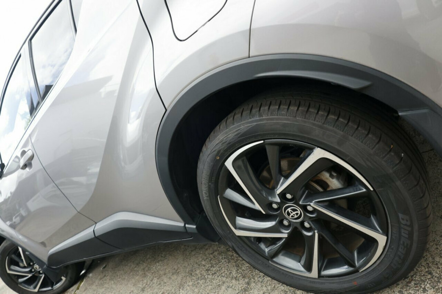 2022 Toyota C-HR ZYX10R Koba SUV Image 4