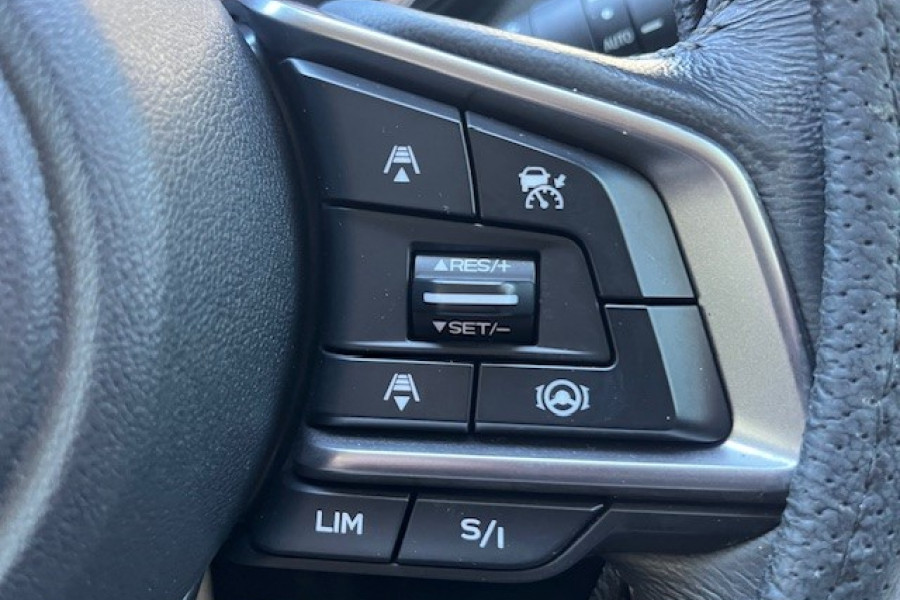 2022 Subaru Forester S5 Hybrid S SUV Image 32