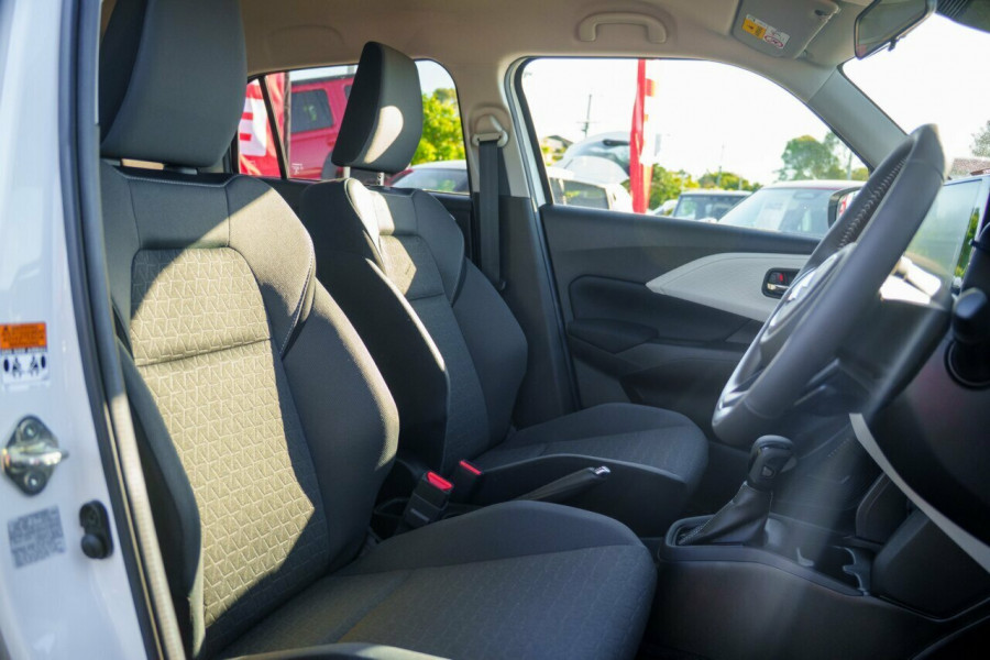 2026 Suzuki Swift UZ Hybrid Plus Hatch Image 18