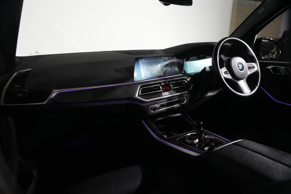 2022 BMW X5 xDrive30d SUV Image 13