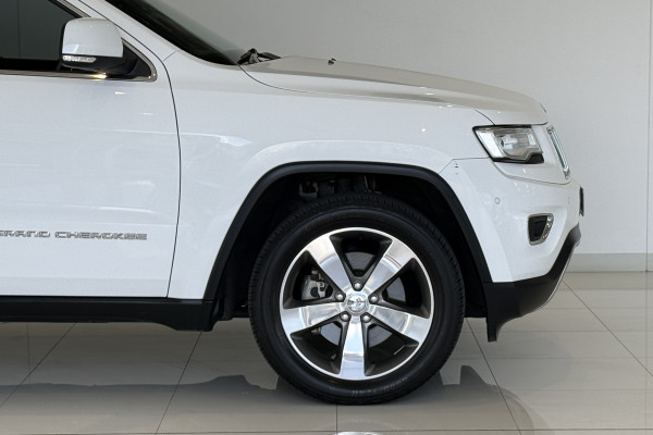 2015 Jeep Grand Cherokee WK Limited SUV Image 5