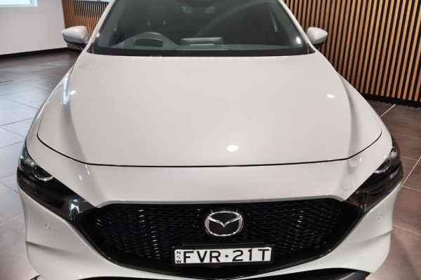 2025 Mazda 3 BP Series G20 Touring Hatch Image 3