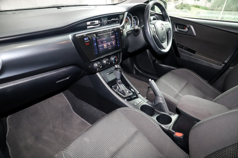 2016 Toyota Corolla ZRE182R Ascent Sport Hatch Image 8