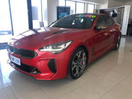 2017 MY18 Kia Stinger CK GT Sedan