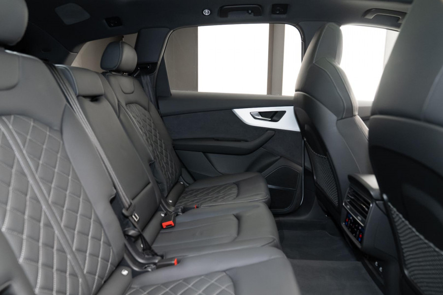2025 MY26 Audi Q7 4M TFSI 250kW S line SUV