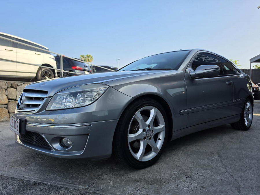 2010 Mercedes-Benz CLA-Class CL203 CLC200 Kompressor Coupe Image 3