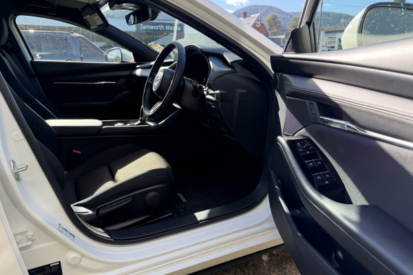 2026 MY25 Mazda 3 BP Series G20 Evolve Hatch Image 18