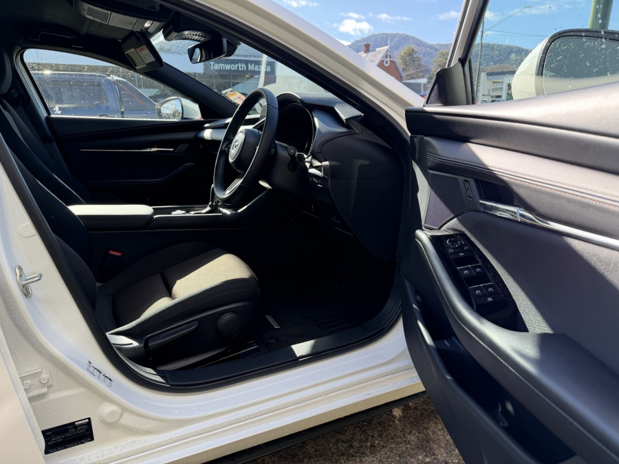 2026 MY25 Mazda 3 BP Series G20 Evolve Hatch Image 18