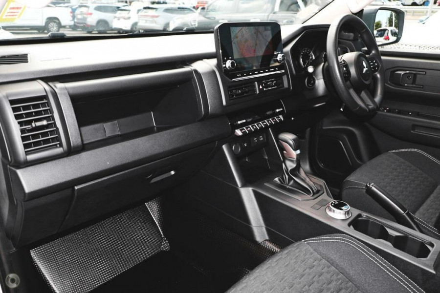 2024 Mitsubishi Triton MV GLX+ Ute Image 8