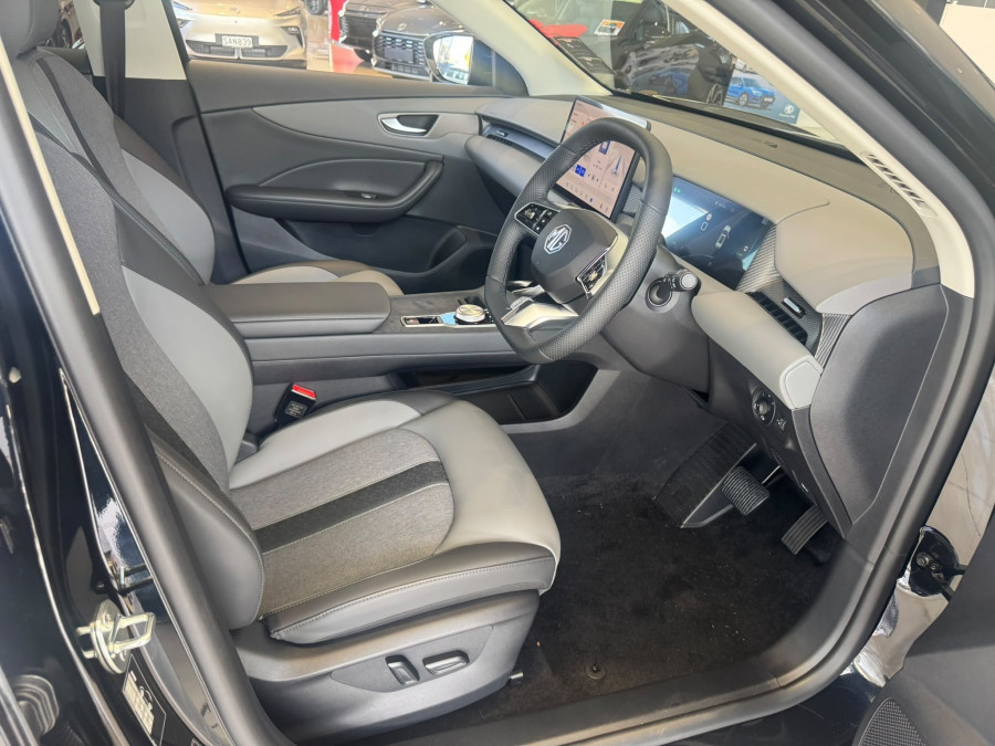 2026 MG MGS5 EV Essence 49 SUV Image 18