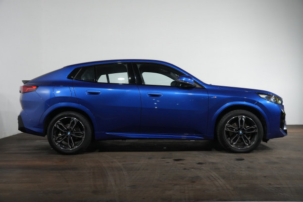 2025 BMW X2 xDrive20i M Sport SUV Image 4