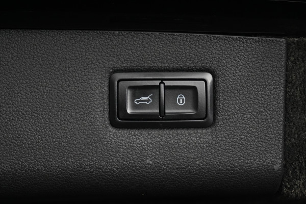 2020 Bentley Bentayga V8 SUV Image 25